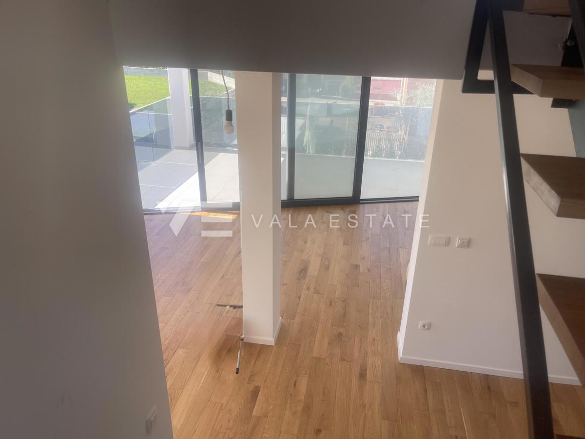 APPARTAMENTO SU DUE PIANI IN NUOVA COSTRUZIONE CON VISTA MARE