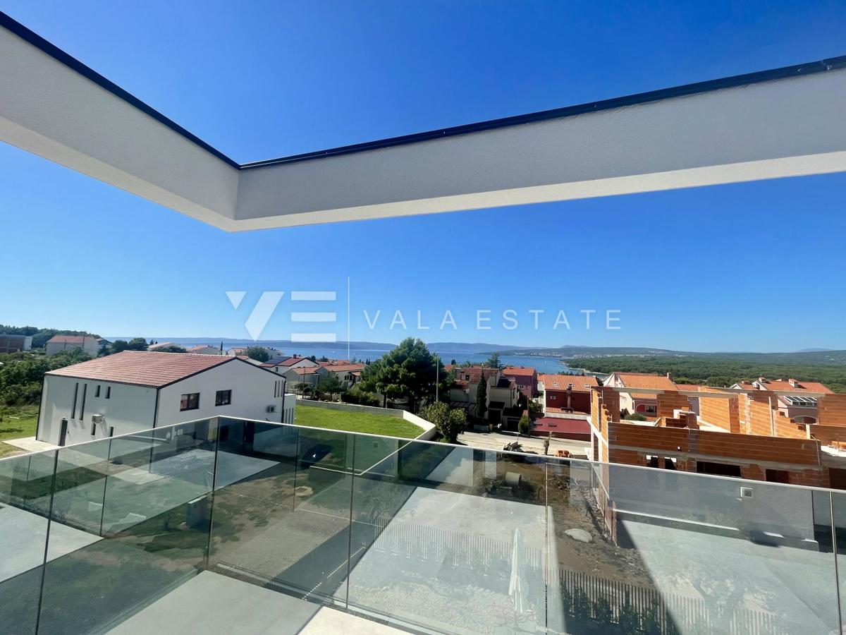 APPARTAMENTO SU DUE PIANI IN NUOVA COSTRUZIONE CON VISTA MARE