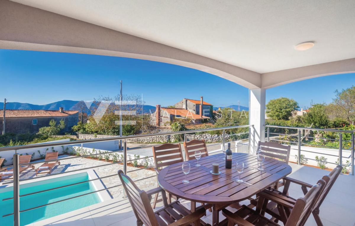 NUOVA CASA CON PISCINA È BELLA VISTA SUL MARE