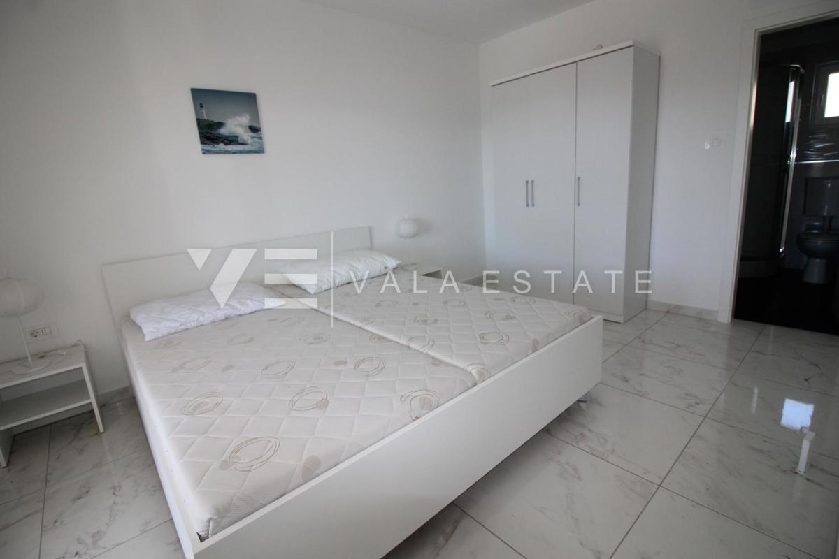 NUOVA CASA CON PISCINA È BELLA VISTA SUL MARE