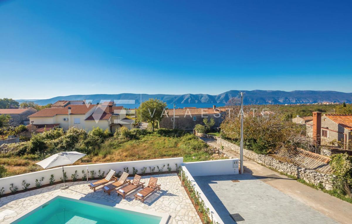 NUOVA CASA CON PISCINA È BELLA VISTA SUL MARE