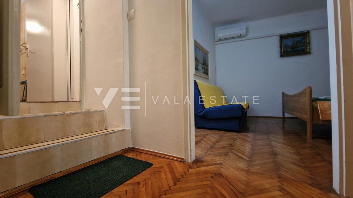 DOPPIA CASA IN PIETRA PRIMA FILA AL MARE