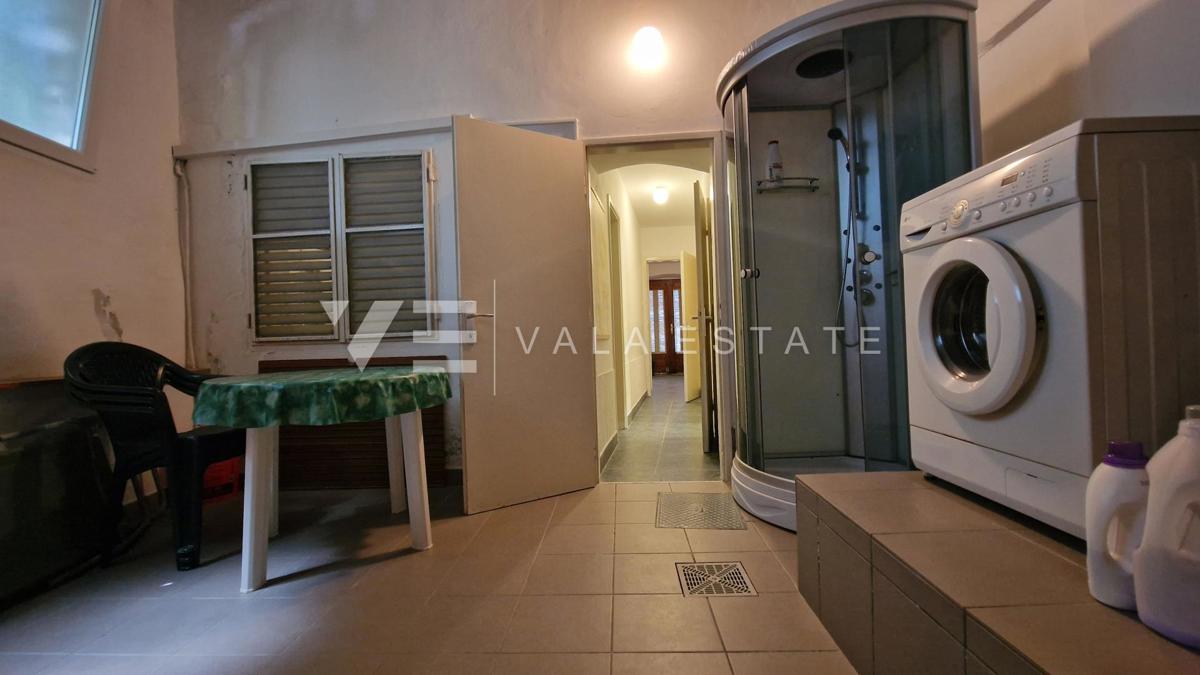 DOPPIA CASA IN PIETRA PRIMA FILA AL MARE