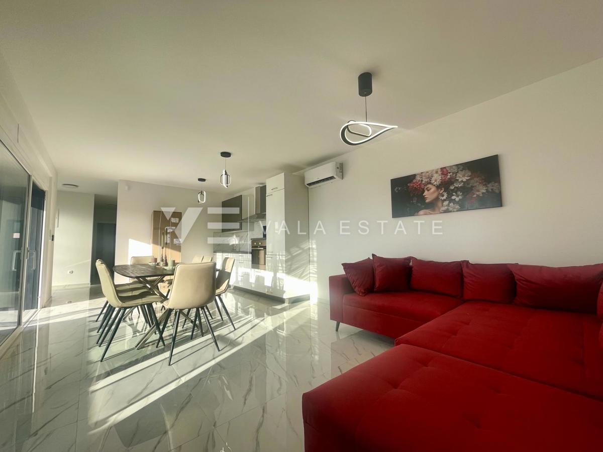 NUOVA CASA DOPPIA MODERNA CON PISCINA E VISTA MARE