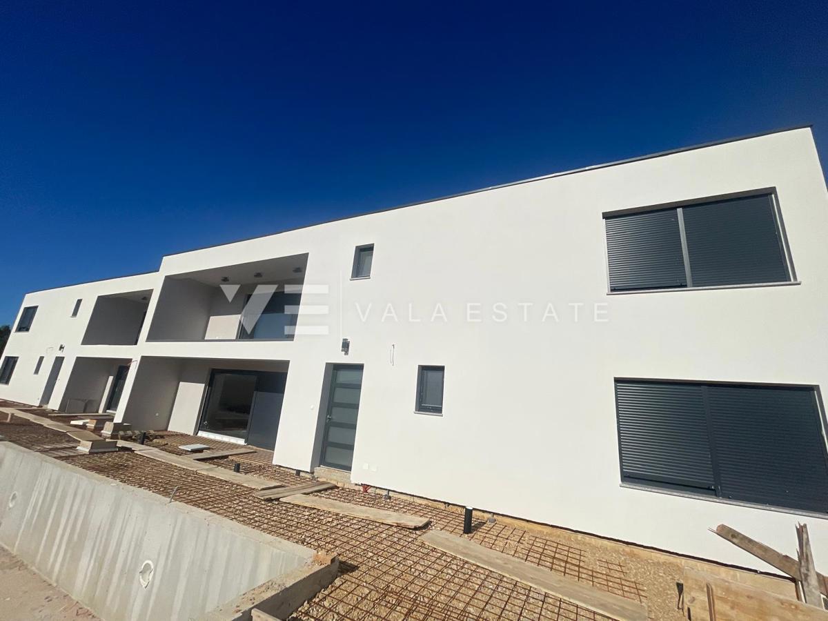 NUOVA CASA DOPPIA MODERNA CON PISCINA E VISTA MARE