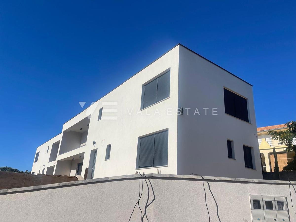 NUOVA CASA DOPPIA MODERNA CON PISCINA E VISTA MARE