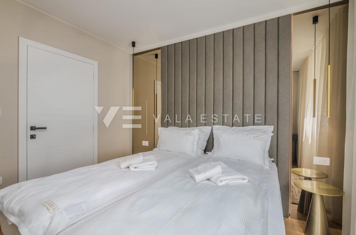 APPARTAMENTO LUSSUOSO CON PISCINA E VISTA MARE