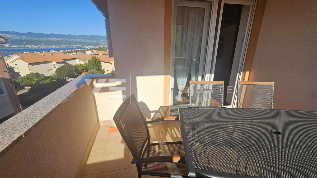 APPARTAMENTO CON VISTA MARE IN POSIZIONE TRANQUILLA