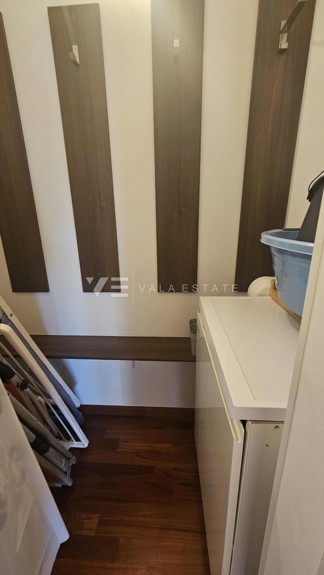 APPARTAMENTO CON VISTA MARE IN POSIZIONE TRANQUILLA