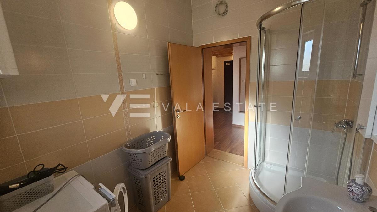 APPARTAMENTO CON VISTA MARE IN POSIZIONE TRANQUILLA