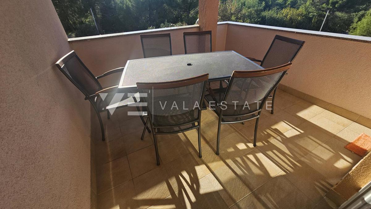 APPARTAMENTO CON VISTA MARE IN POSIZIONE TRANQUILLA