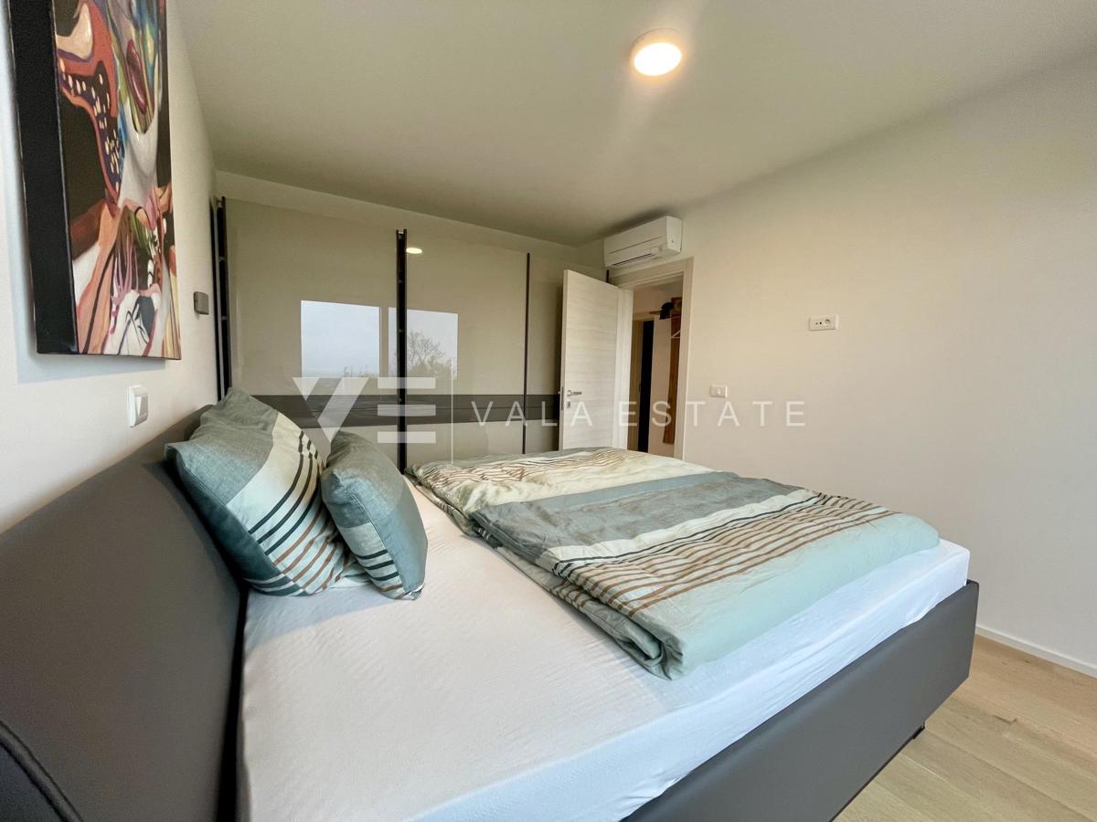 APPARTAMENTO DI LUSSO CON VISTA MARE IN POSIZIONE ATTRAENTE