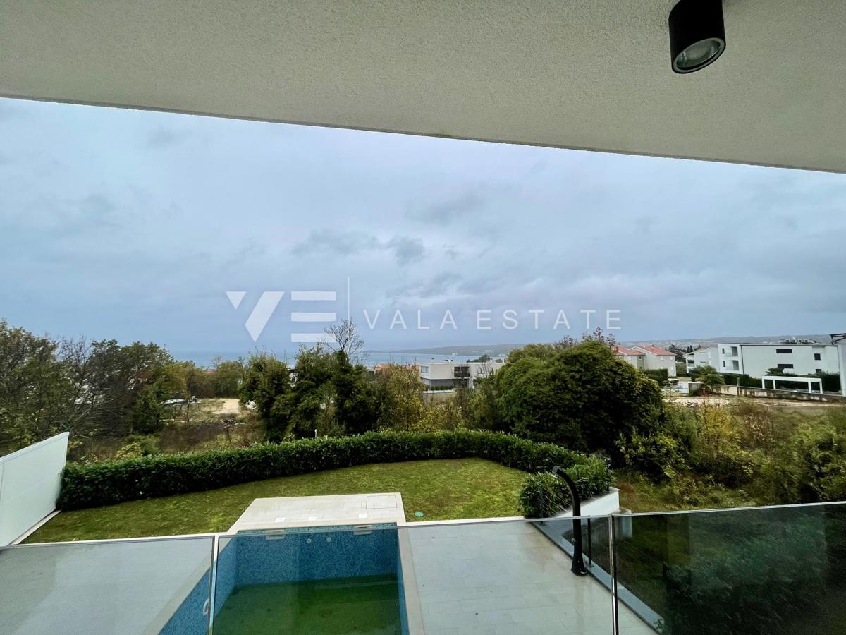 APPARTAMENTO DI LUSSO CON VISTA MARE IN POSIZIONE ATTRAENTE