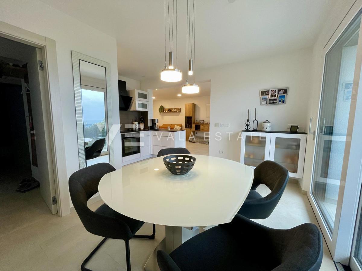 APPARTAMENTO DI LUSSO CON VISTA MARE IN POSIZIONE ATTRAENTE
