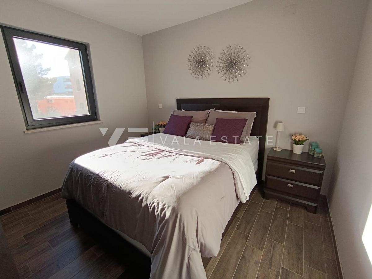 TWO-BEDROOM APARTMENT NEAR THE SEA AND THE CENTER