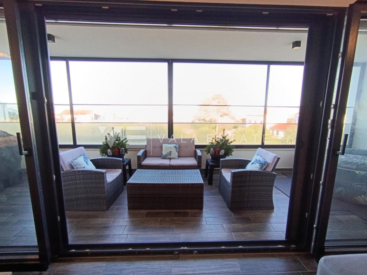 TWO-BEDROOM APARTMENT NEAR THE SEA AND THE CENTER