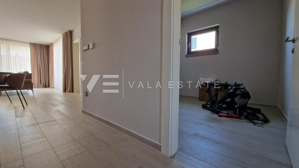 VILLA MODERNA CON PISCINA E VISTA MARE