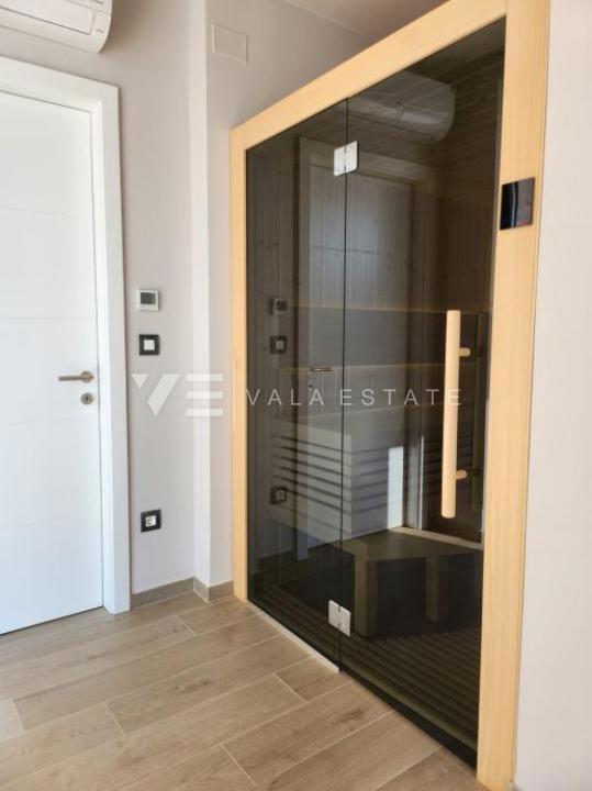 VILLA MODERNA CON PISCINA E VISTA MARE