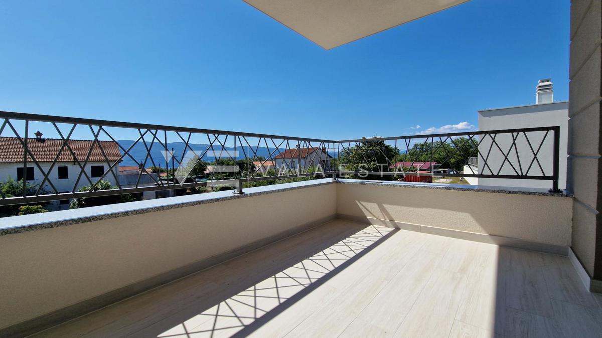 VILLA MODERNA CON PISCINA E VISTA MARE