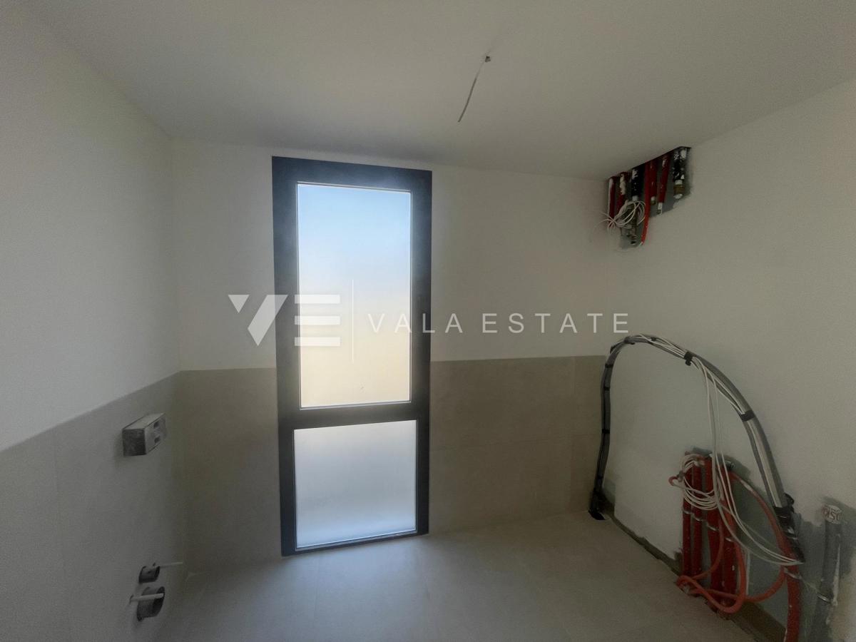 APPARTAMENTO SU DUE PIANI IN NUOVA COSTRUZIONE IN POSIZIONE ATTRAENTE