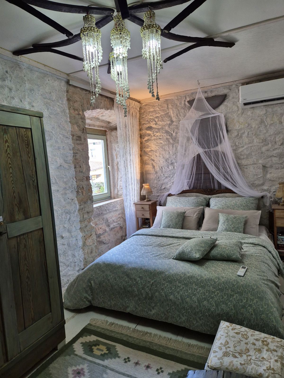 Bella casa bifamiliare in pietra, vicino a Marčana