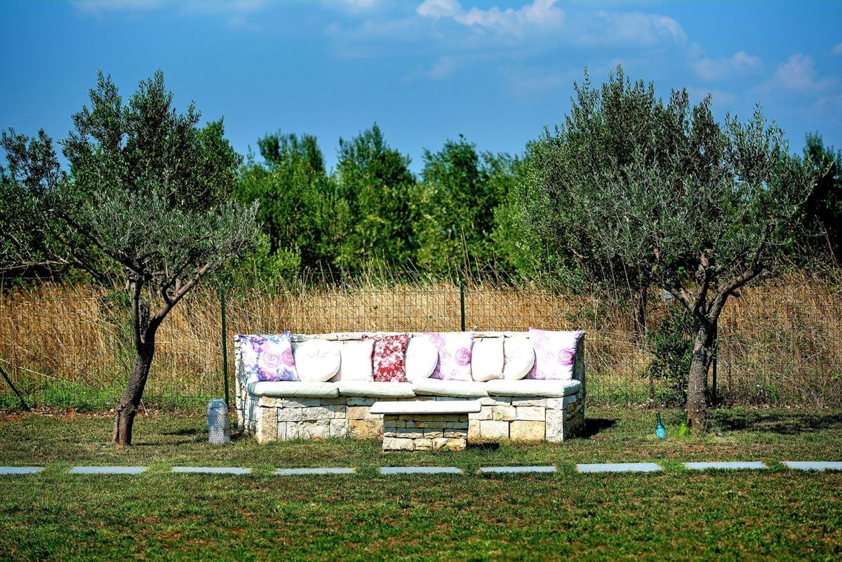 Casa in pietra con piscina e area benessere, vicino a Marčana