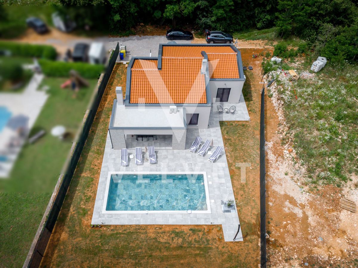 Labin, Istria, casa di nuova costruzione con piscina
