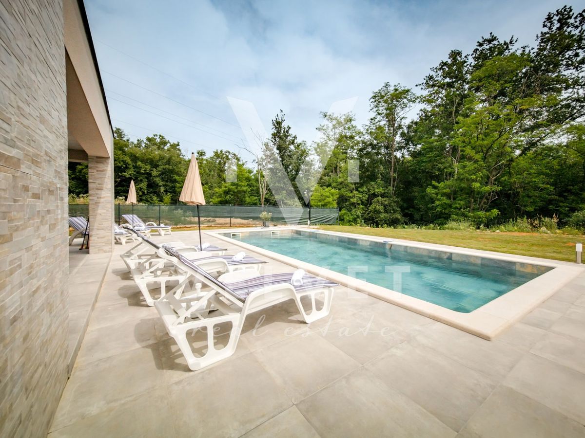 Labin, Istria, casa di nuova costruzione con piscina