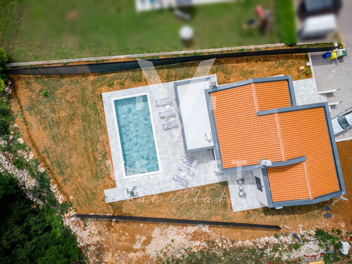 Labin, Istria, casa di nuova costruzione con piscina