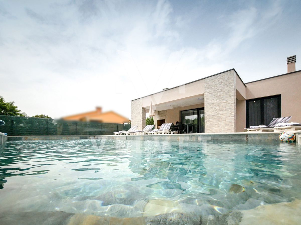 Labin, Istria, casa di nuova costruzione con piscina