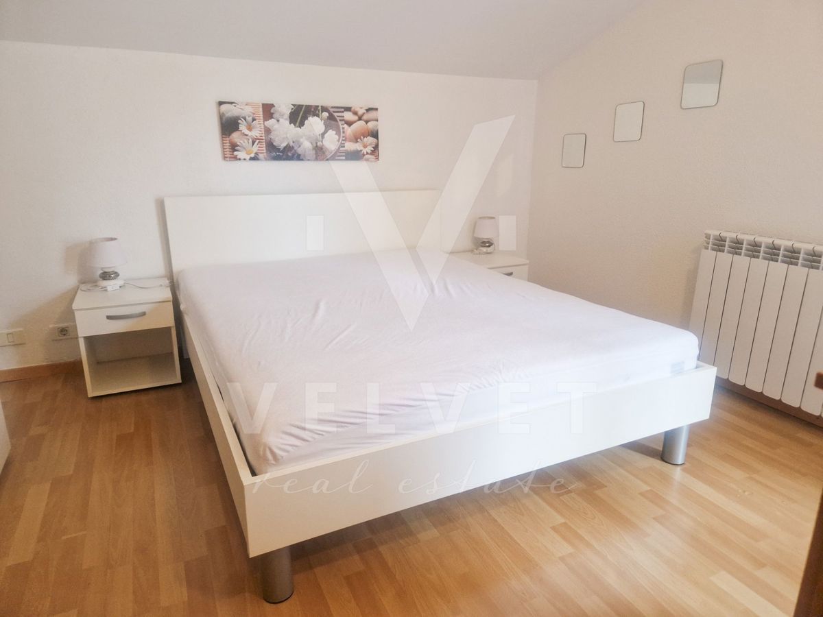 Una bellissima casa con piscina, non lontano da Labin