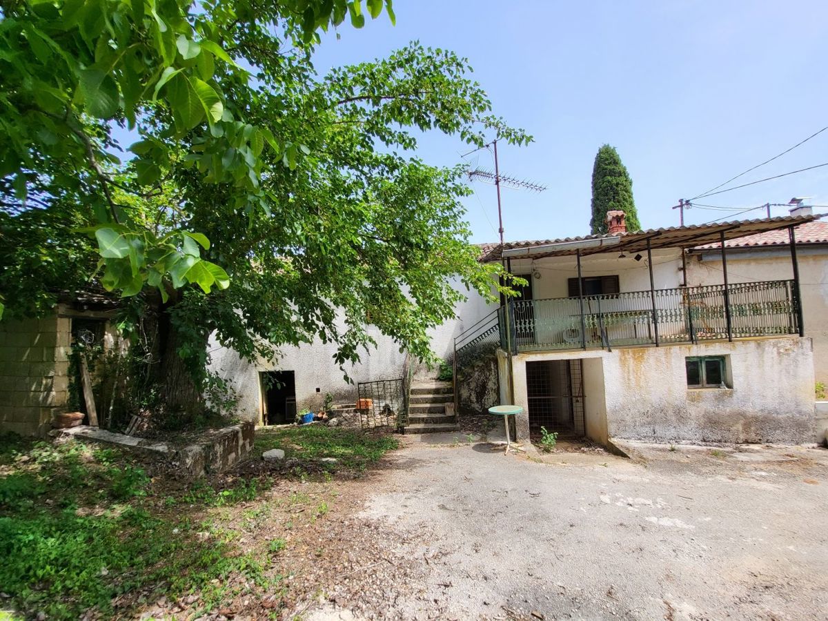 Casa istriana con vista su Montona