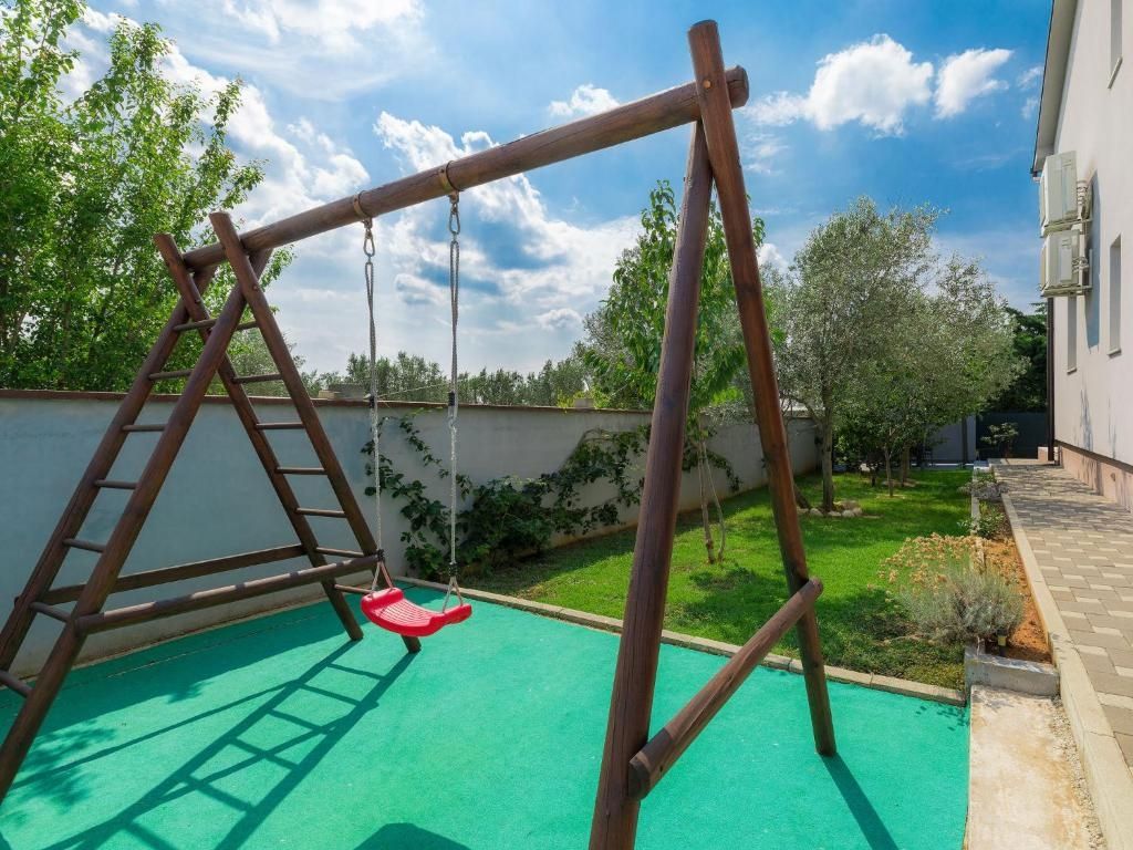 Casa con piscina e barbecue, dintorni di Dignano