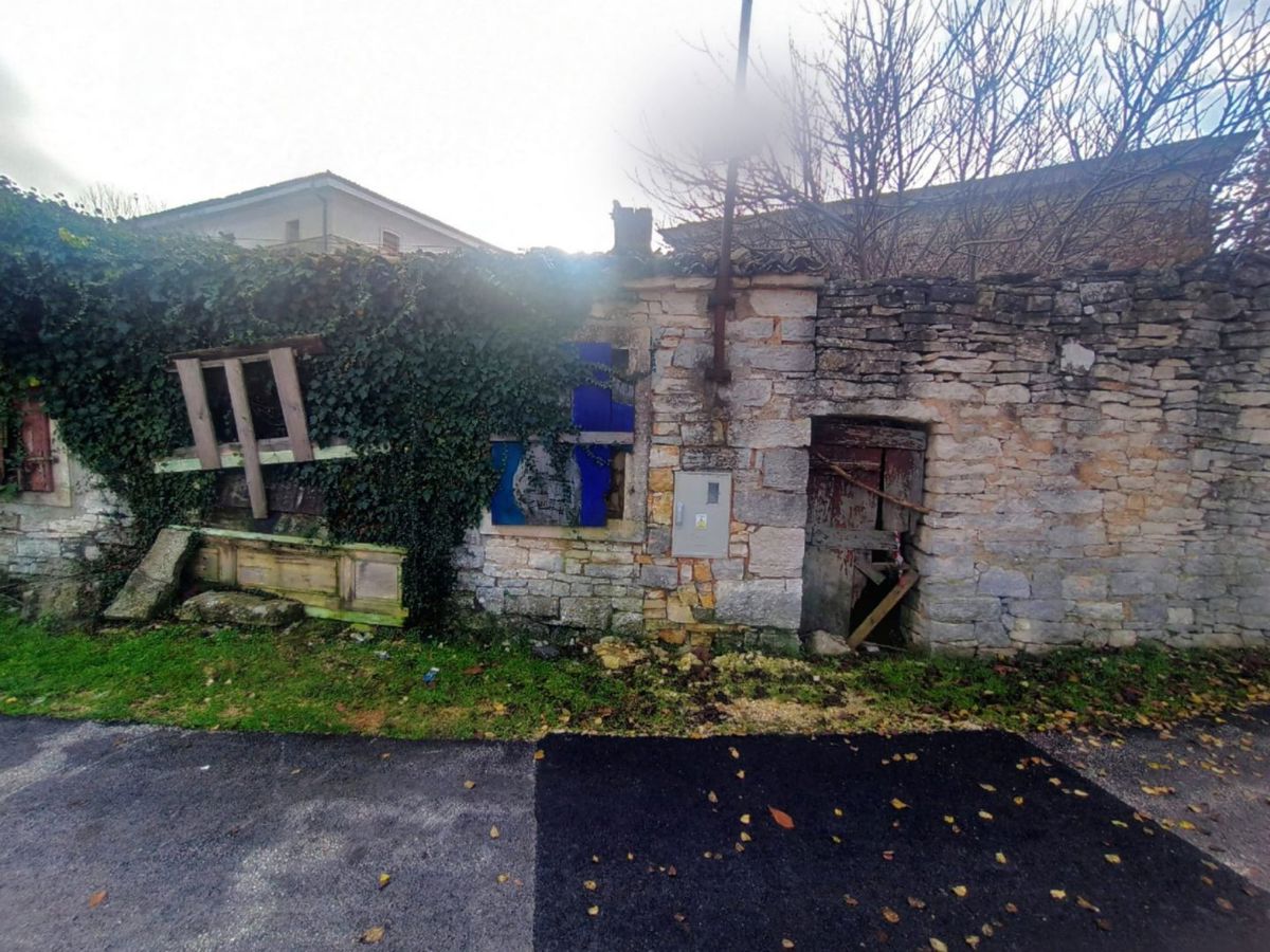 Casa in pietra da adattare con progetto, Svetvinčenat