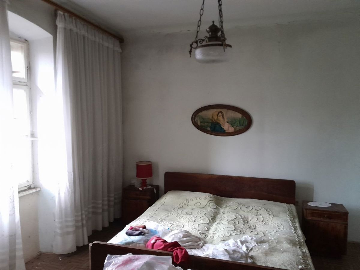 Casa in pietra con vista su Grisignana