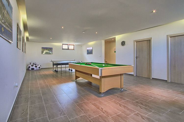 Casa con piscina e campo da minigolf, nei dintorni di Svetvinčent