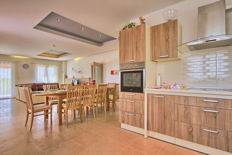 Casa con piscina e campo da minigolf, nei dintorni di Svetvinčent