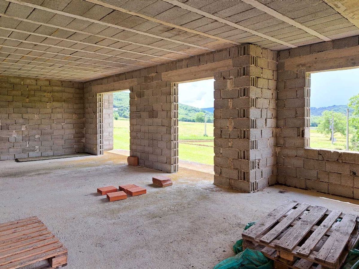 Boljun, casa con vista aperta sulla natura.