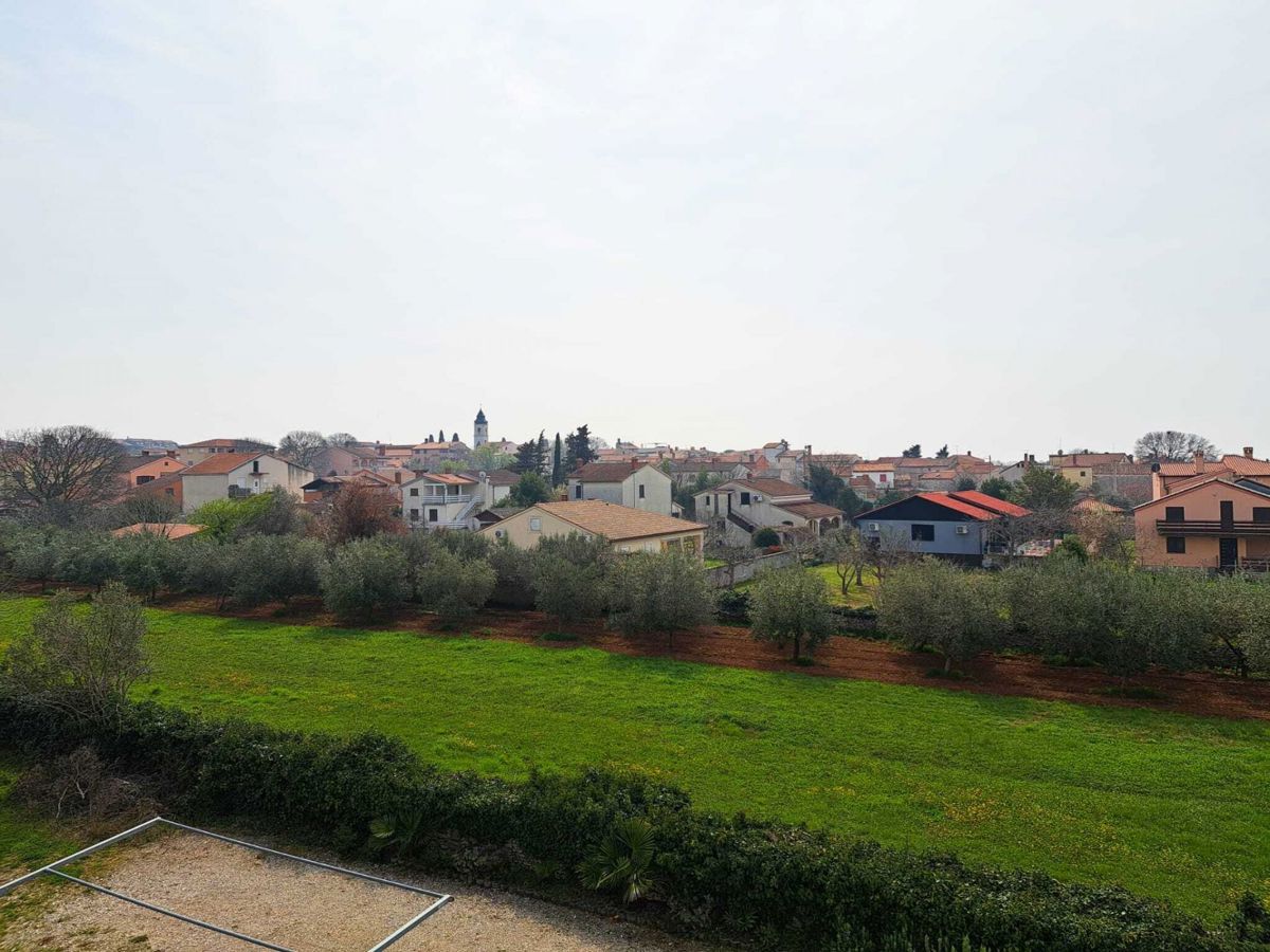 Appartamento con una camera da letto con terrazza e vista mare, Peroj