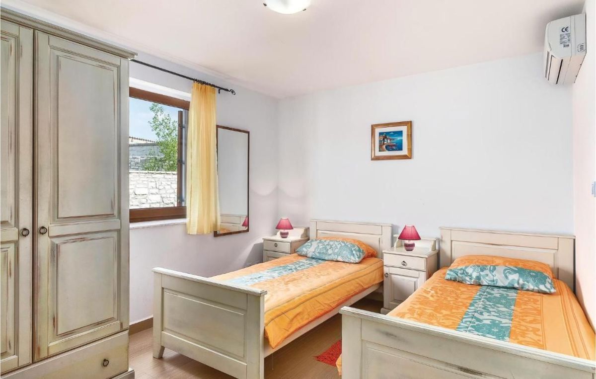 Casa familiare con piscina