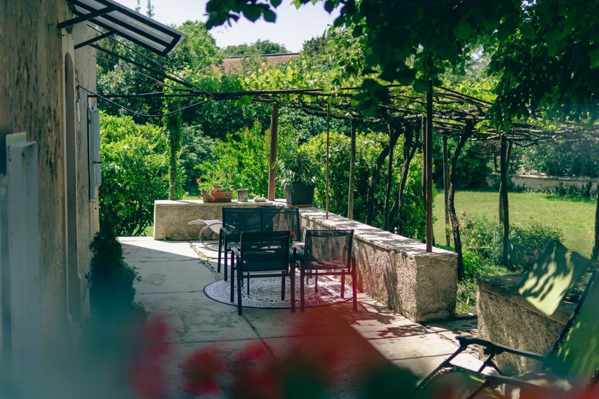 Bella casa istriana in un ambiente tranquillo