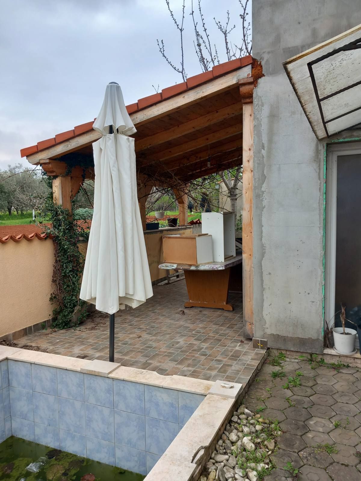 Casa indipendente con piscina e barbecue, Šikići, Pola