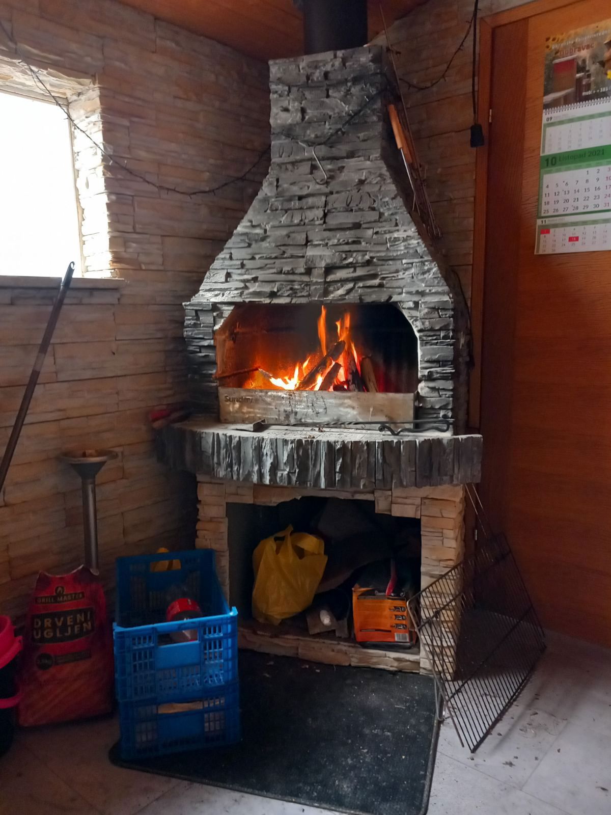 Casa indipendente con piscina e barbecue, Šikići, Pola