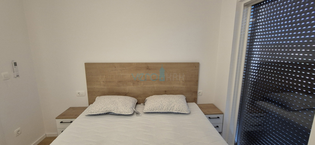 Malinska, centro, nuova costruzione, casa bifamiliare, giardino, vendita