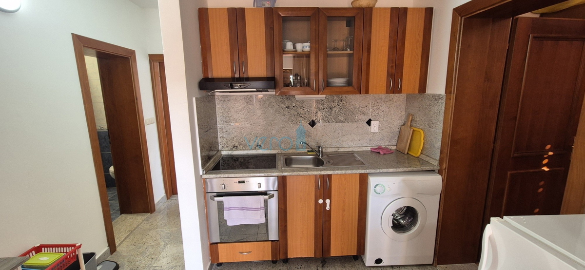 Grad Krk, isola di Krk, appartamento bilocale al 1° piano, vista mare, vendita