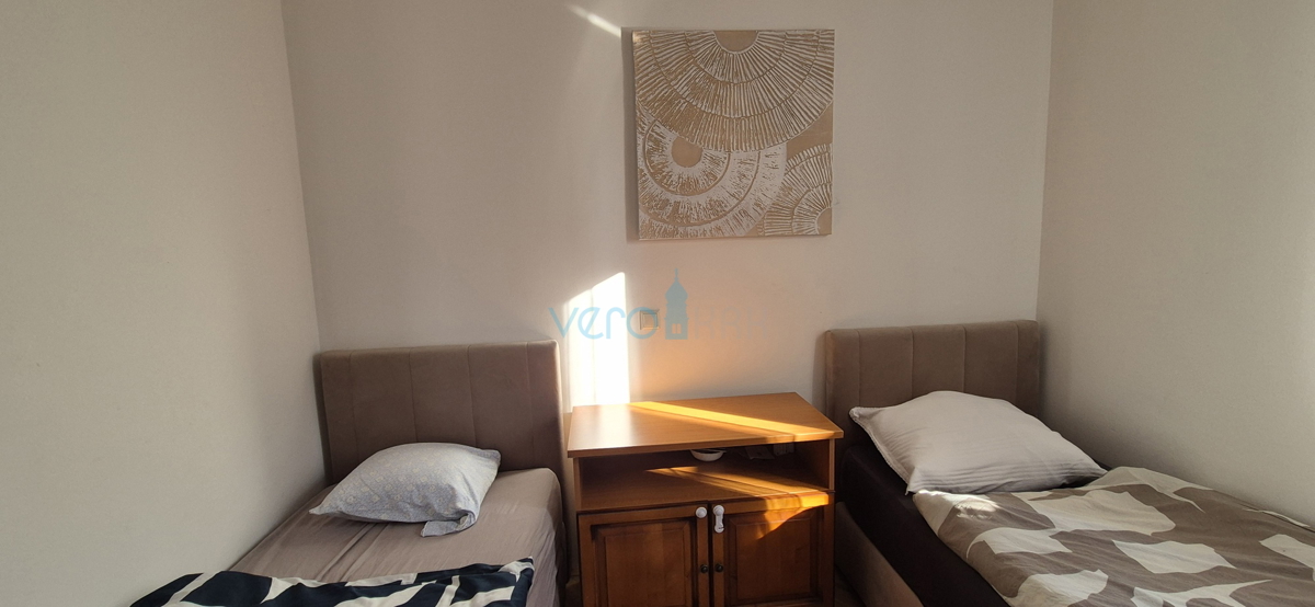 Grad Krk, isola di Krk, appartamento bilocale al 1° piano, vista mare, vendita