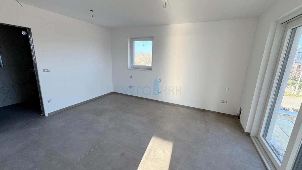 Isola di Krk, città di Krk, area circostante, villa moderna con piscina, in vendita