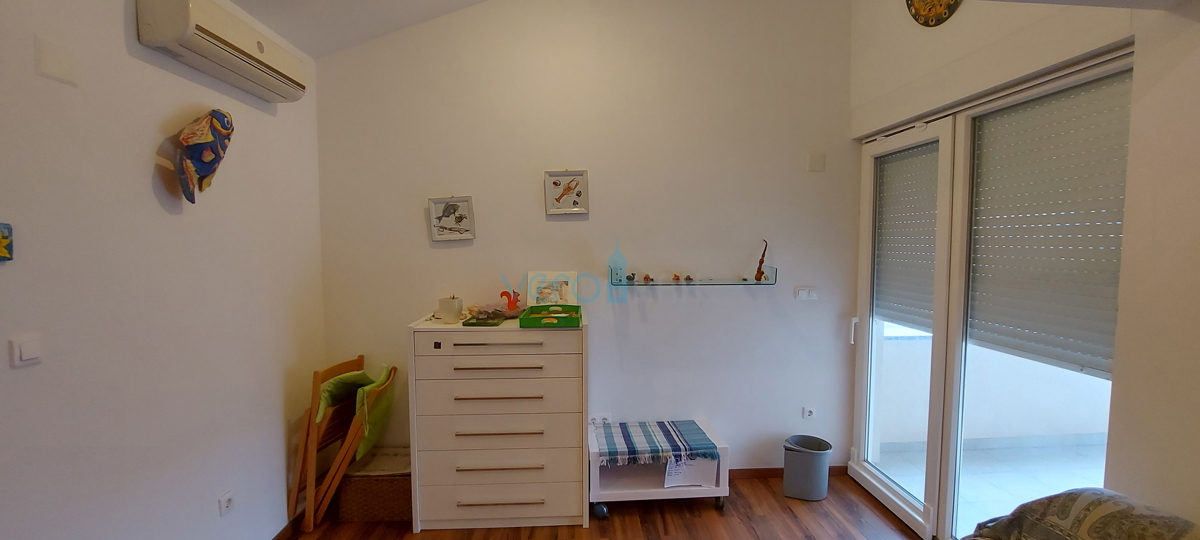 Šilo, isola di Krk, appartamento 44 m2, vista mare, piscina, vendita