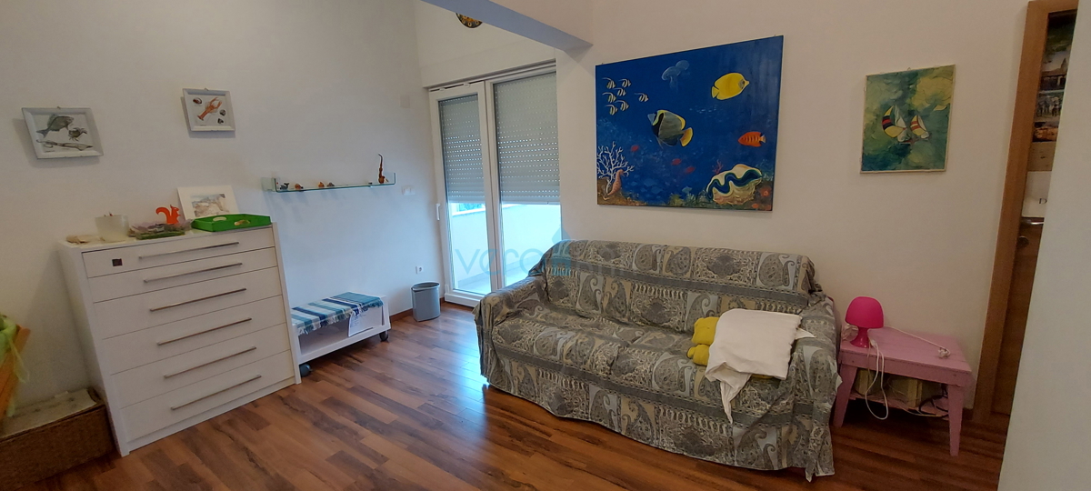 Šilo, isola di Krk, appartamento 44 m2, vista mare, piscina, vendita