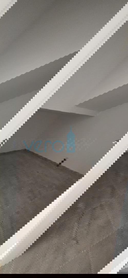 Isola di Krk, Njivice, appartamento al piano terra 40m2, terrazza, vista, vendita